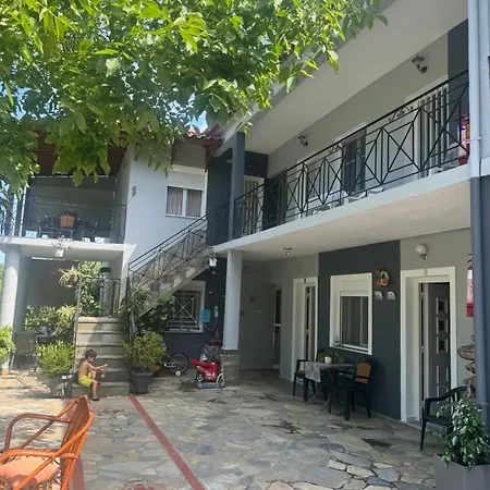 Aparthotel Andromaxistudios Kokkino Nero