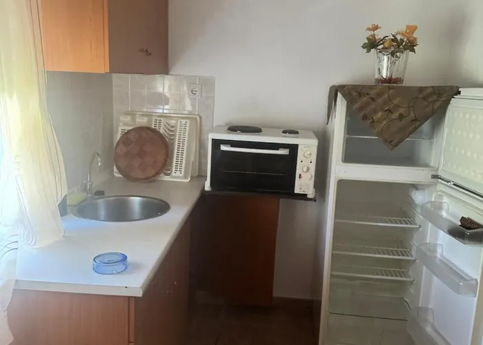 Aparthotel Andromaxistudios 4*